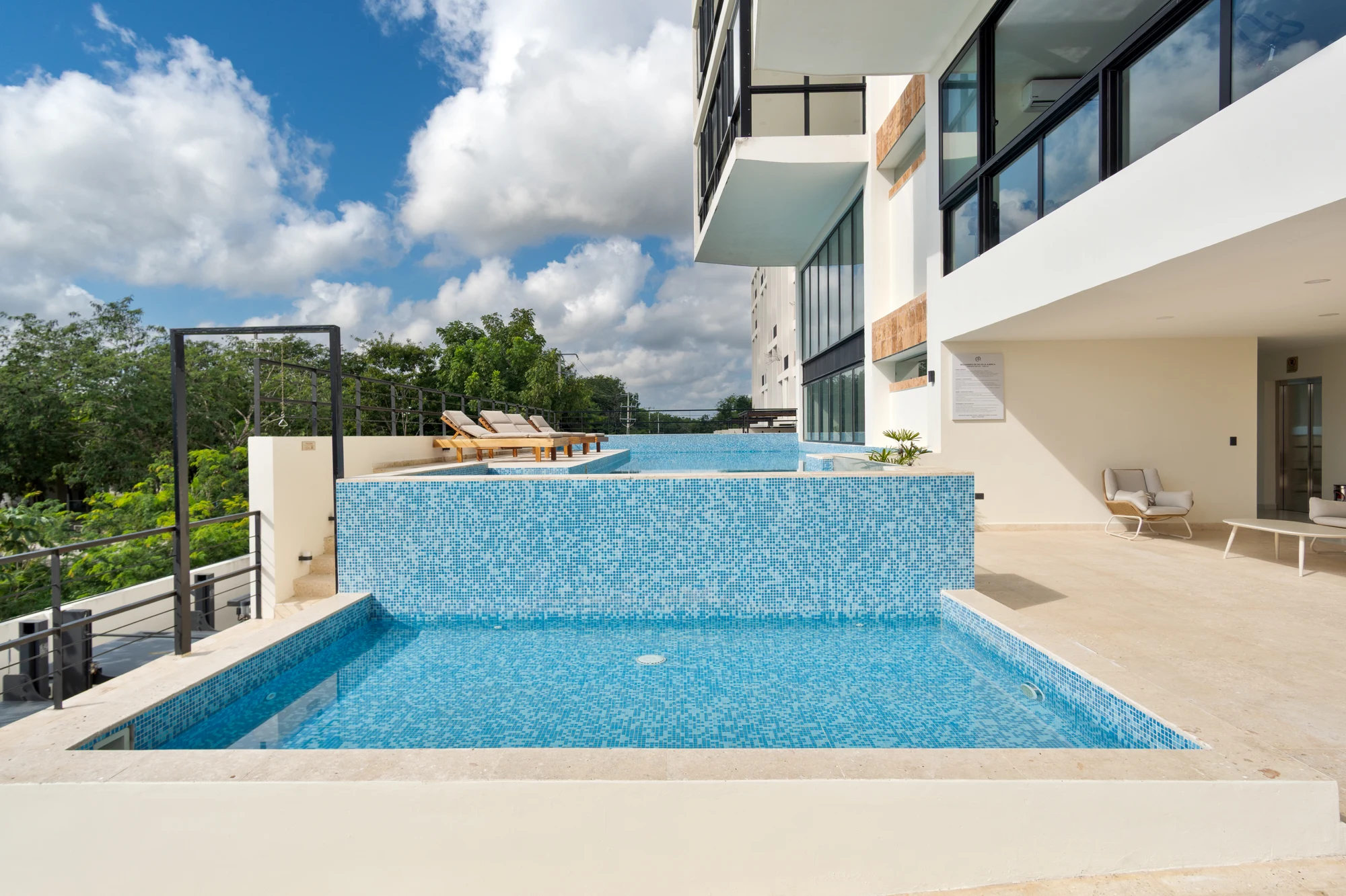 Pool and lounge area